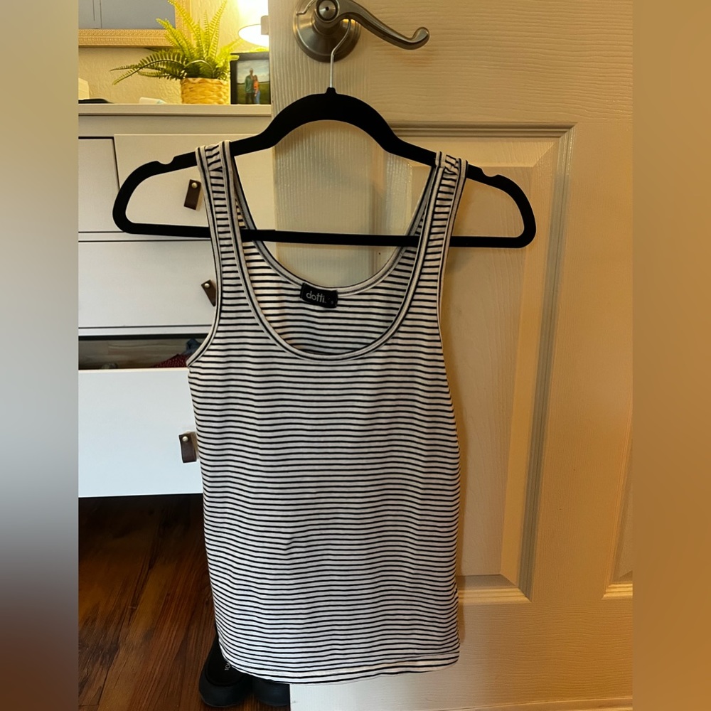 Black & white striped tank top